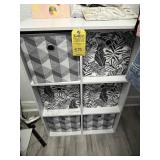 STORAGE UNIT WITH 6 CUBBIES WITH FABRIC BINS