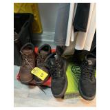 PAIR ASSORTED MENS SHOES - SKECHERS AIR COOLED WAT