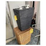 HAMPERS WITH CONTENTS