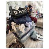 TOTES MENS & LADIES CLOTHING