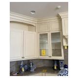 LOT PALM BEACH CABINET CO. UPPER KITCHEN CABINETS