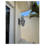 METAL OUTDOOR CARRIAGE LIGHTS
