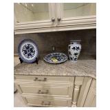 ASSORTED PIECES - 2- LARGE PLATES / 1- BLUE & WHIT
