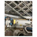 HYDRAULIC MOTOR WITH RESERVOIR