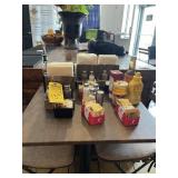 LOT CONDIMENT HOLDERS, ETC