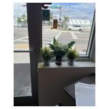 SMALL ARTIFICIAL PLANTS