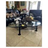 BLACK METAL COFFEE TABLE WITH KIDNEY SHAPE GLASS T