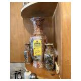 ASSORTED ORIENTAL VASES