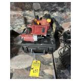 CHICAGO ELECTRIC TOOLS - 1- CIRCULAR SAW / 2- 1/4