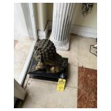 FOO DOGS (BASES HAVE DAMAGE)