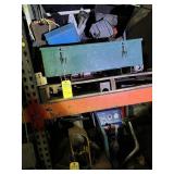 HILLMAN HEAVY MACHINERY ROLLERS IN METAL BOX (GREE