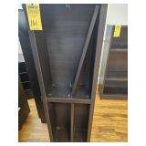 SMALL SHELVING UNIT