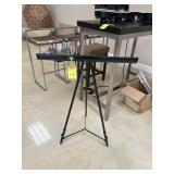 POSTER BOARD WITH STAND