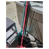 BROOM & DUST PAN