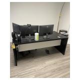 WHITE & BLACK DESK WITH 2 OFFICE CHAIRS - 71