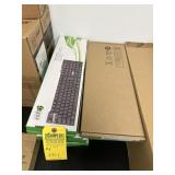BT KEYBOARD (NEW IN BOX)