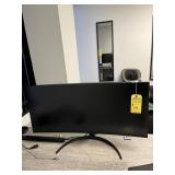LG CURVED SCREEN 34