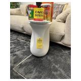 WHITE STONE-LOOK END TABLE