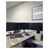 LOT - TRIPLE MONITOR MOUNT / 3- HP 24