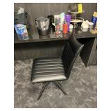 BLACK LEATHER CHAIR