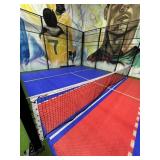 LOT - BLUE & RED FLOORING WITH LINES - 20