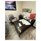 LOT - L-SHAPE DESK, 2 CHAIRS & 1 ROLLING OFFICE CH