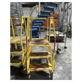 YELLOW 3-STEP ROLLING PLATFORM LADDER