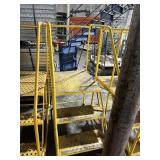 YELLOW 3-STEP ROLLING PLATFORM LADDER