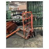 PALLET JACK WITH STOP WALL