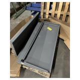 METAL SHELVES - 18