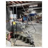5-STEP WAREHOUSE LADDER