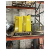 PALLET ASSORTED PARTITION POSTS, BASE GUARDS, ETC