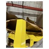 MEDIUM POST BASE GUARDS