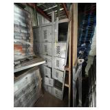 HALLOWAY 18-CUBBY LOCKER
