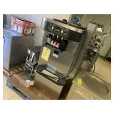 QOOLA.COM C723-33 3-HEAD SOFT SERVE MACHINE