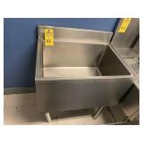 SAVISAFE STAINLESS STEEL ICE BIN