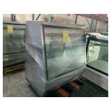 TRUE TD-BC48-2 REFRIGERATED GLASS FRONT CASE