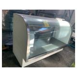 TRUE TCGB-72 REFRIGERATED GLASS FRONT CASE