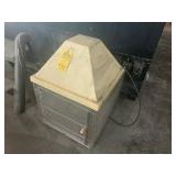 SMALL PASTRY DISPLAY