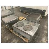 PIECES - 2- DOUBLE BURNER COOKTOPS / 1- FLAT TOP