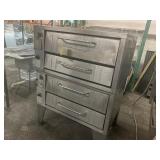 BAKERS PRIDE PIZZA OVEN