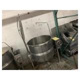 VULCAN STAINLESS STEEL GAS TILT KETTLE