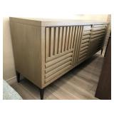 CREDENZA