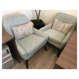 2PC ARMCHAIRS & PILLOWS