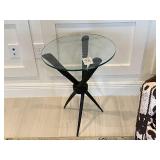ACCENT TABLE