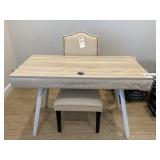 DESK W/ CHAIR