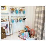 ASSORTED ART SUPPLIES