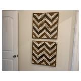 2 PC WOOD WALL HANGINGS