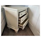 NIGHTSTANDS