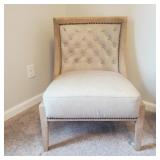 LEATHER ACCENT CHAIR